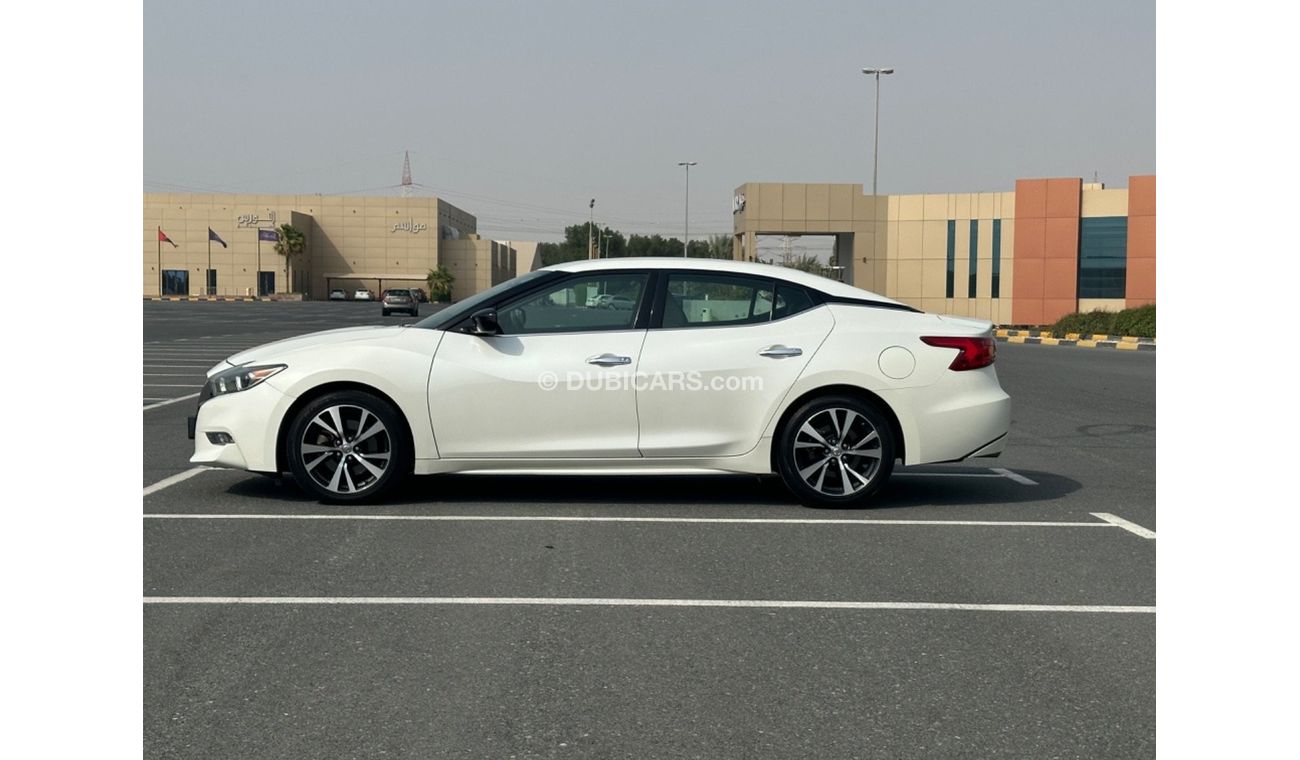 Nissan Maxima Model 2016 GCC CAR PERFECT CONDITION INSIDE AND OUTSIDE FULL ELECTRIC CONTROL STEERING CONTROL