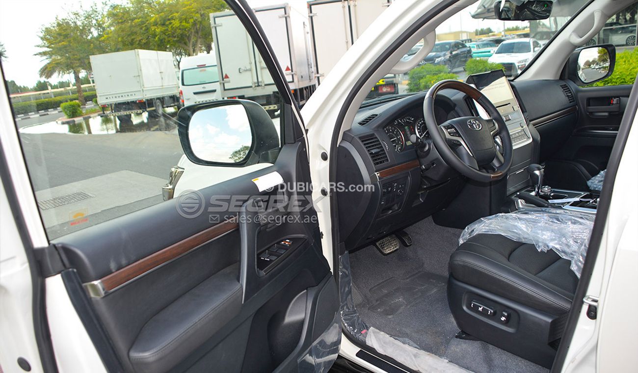 Toyota Land Cruiser 4.0 Petrol Black Edition Modified