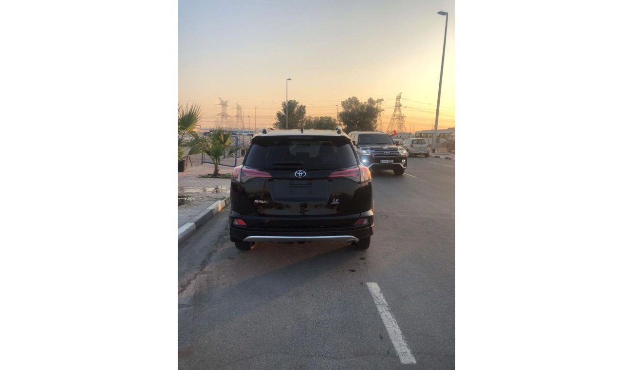 تويوتا راف ٤ TOYOTA RAV4 LE 2016