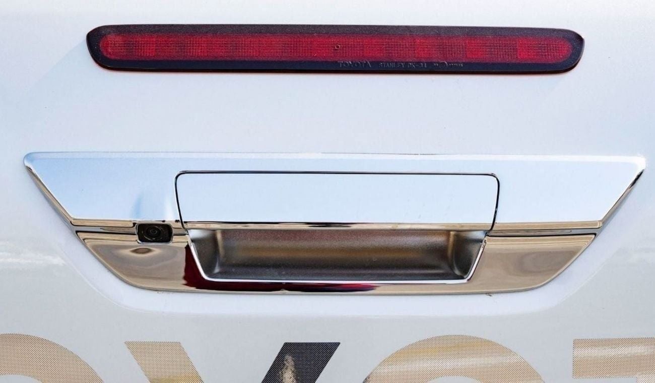 Toyota Hilux 2025 Toyota Hilux TRD SR5 4.0L petrol AT - GCC (Export price)