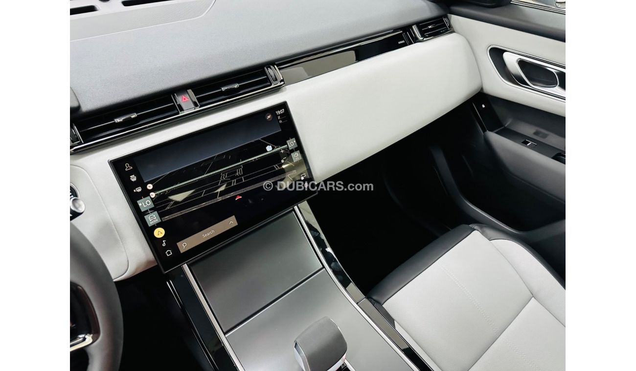 New Land Rover Range Rover Velar GCC .. Warranty .. Service .. R