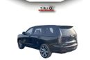 كاديلاك إسكالاد Sport Platinum 6.2L AWD CADILLAC ESCALADE ESV SPORT PLATINUM - 6.2L - PETROL - 7 STR - AT - 2025MY