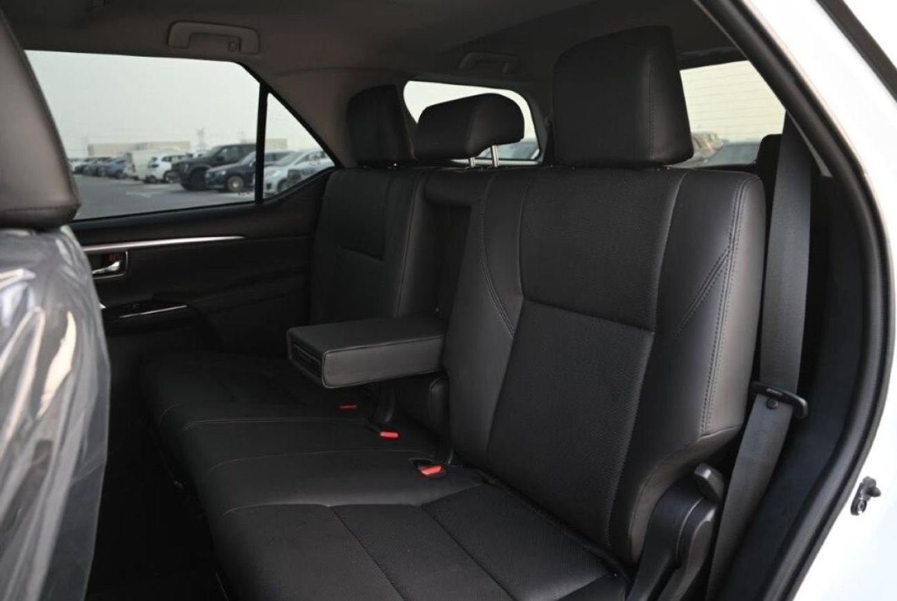 Toyota Fortuner Legender V6 4.0L Petrol 7-Seater Automatic