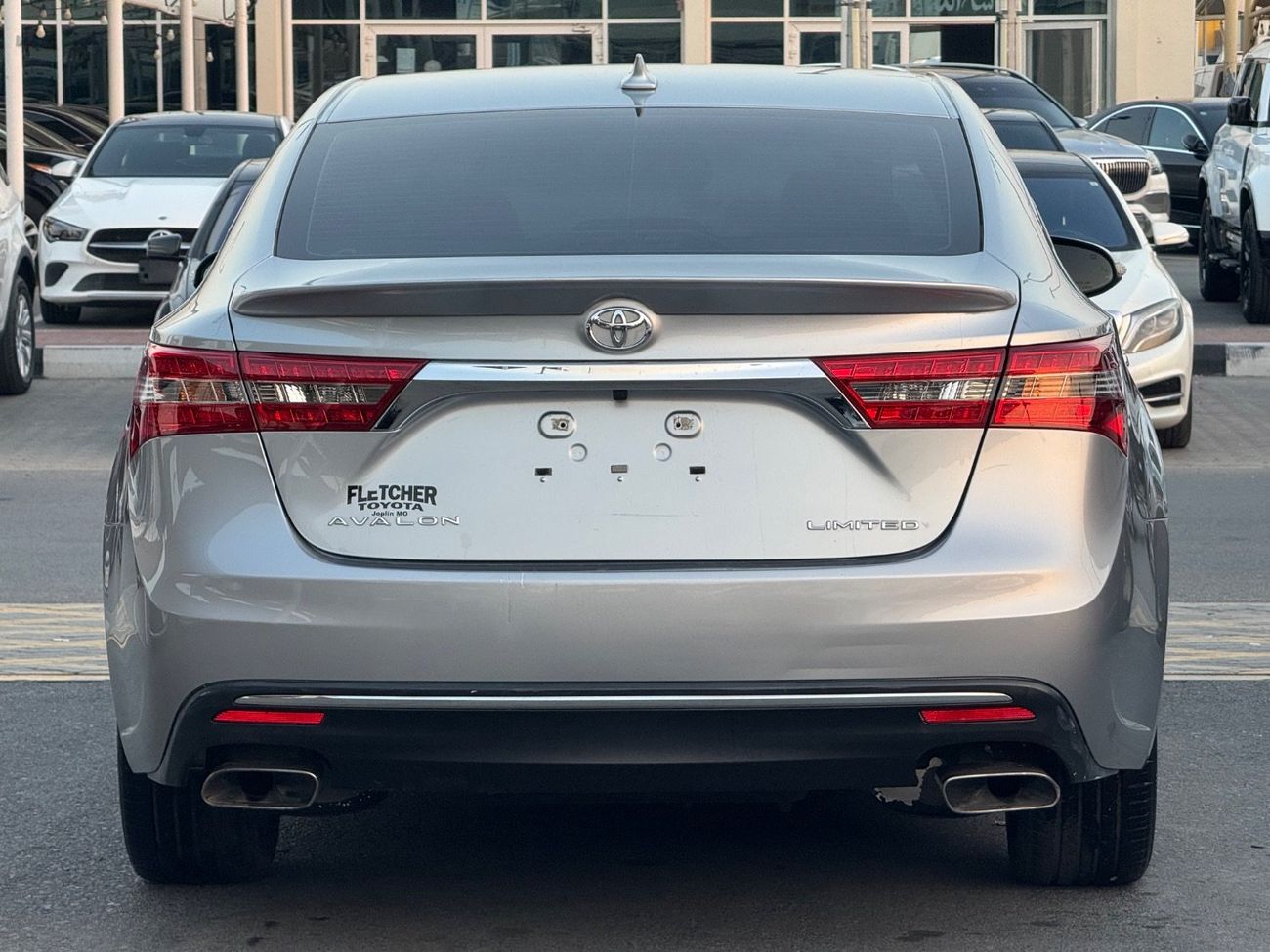 تويوتا افالون