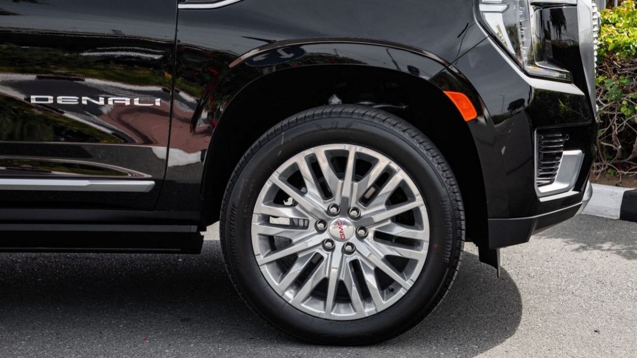 GMC Yukon Denali XL 4WD/GCC/5 years warranty/2023. Local Registration +5%