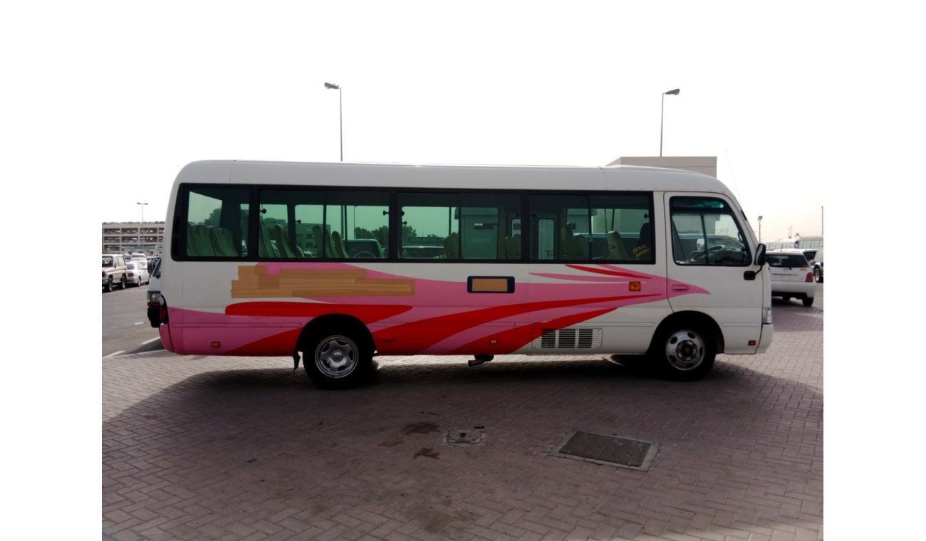 تويوتا كوستر TOYOTA COASTER BUS RIGHT HAND DRIVE (PM1587)