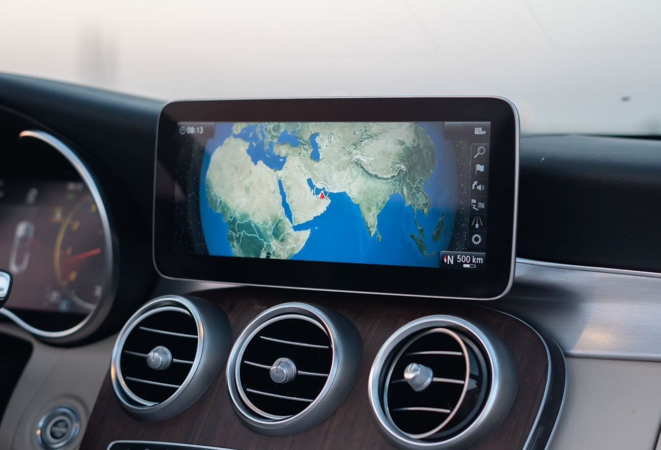 مرسيدس بنز C 300 كوبيه SPORT 2.0L COUPE