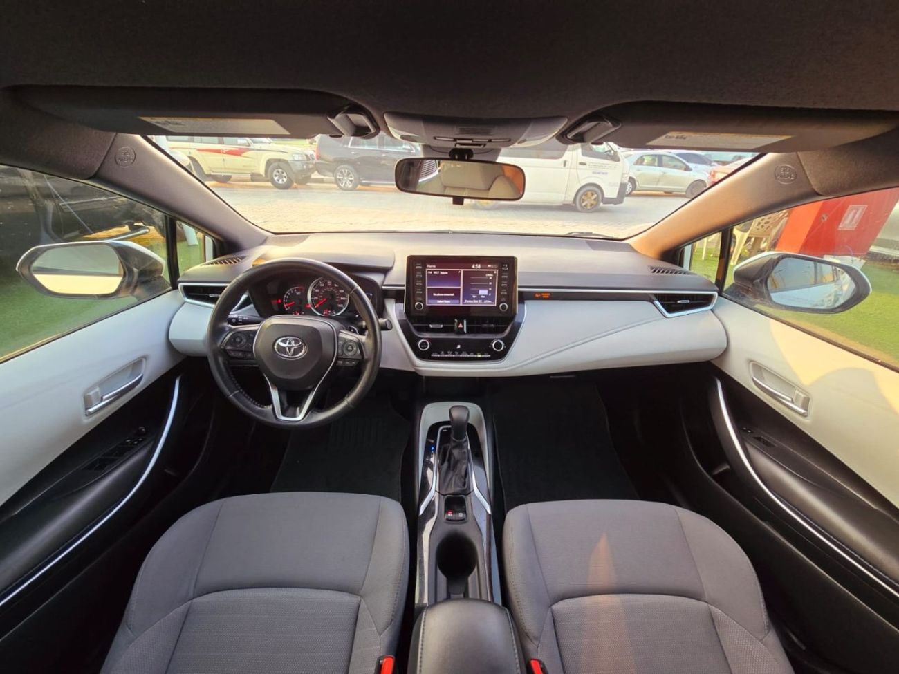 Toyota Corolla GLI 2.0L Toyota Corolla 2020 SE American  clean car no any work required just buy and drive availabl