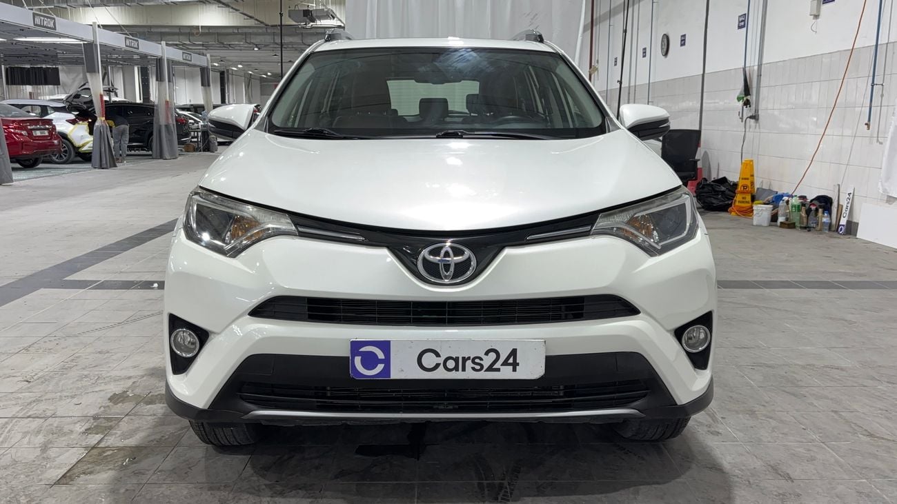Toyota RAV4 VX 2017 VX | AED 1184/Month | 0 DP | 30 Day Return | Warranty | Service History