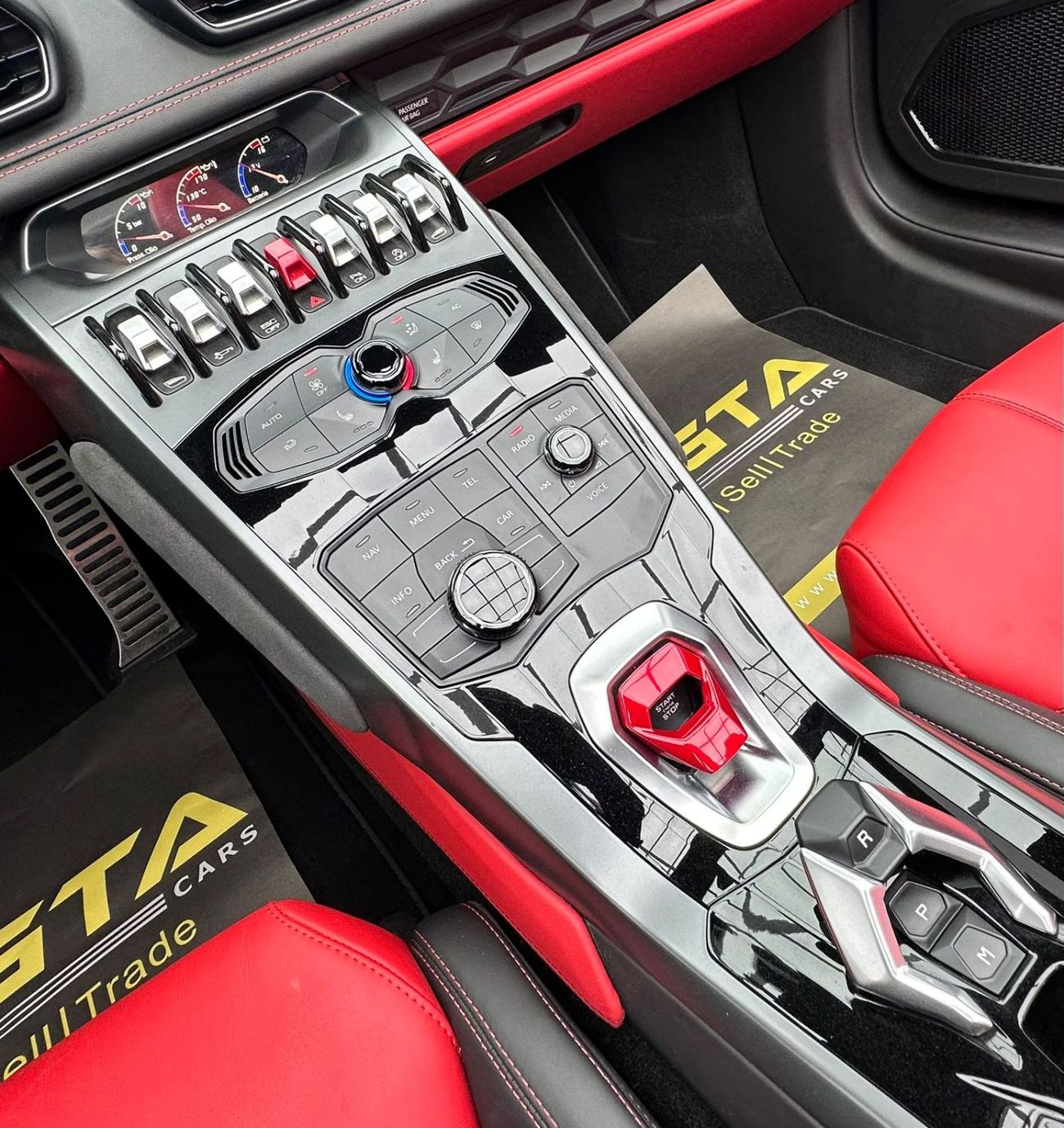 لامبورغيني هوراكان 2018 Lamborghini Huracan LP-580-2 Spyder, One Year Unlimited KM Warranty, Lamborghini Full Service H