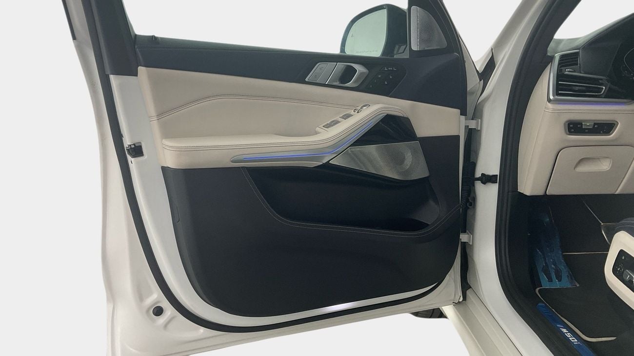 بي أم دبليو X7 M50i | شامل الضمان | 0 ﺪﻔﻋﺓ ﺃﻮﻟﻯ