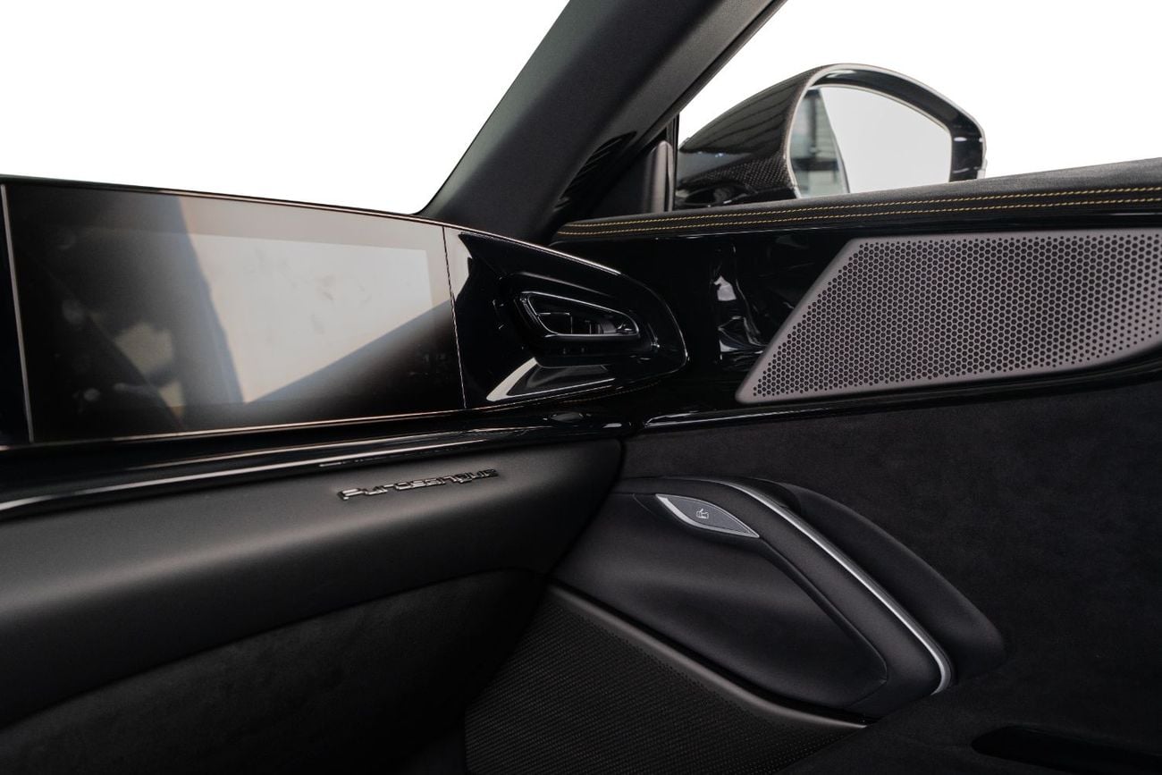 Ferrari Purosangue Naturally Aspirated V12-Full Carbon Fiber Package-BURMESTER High End Audio