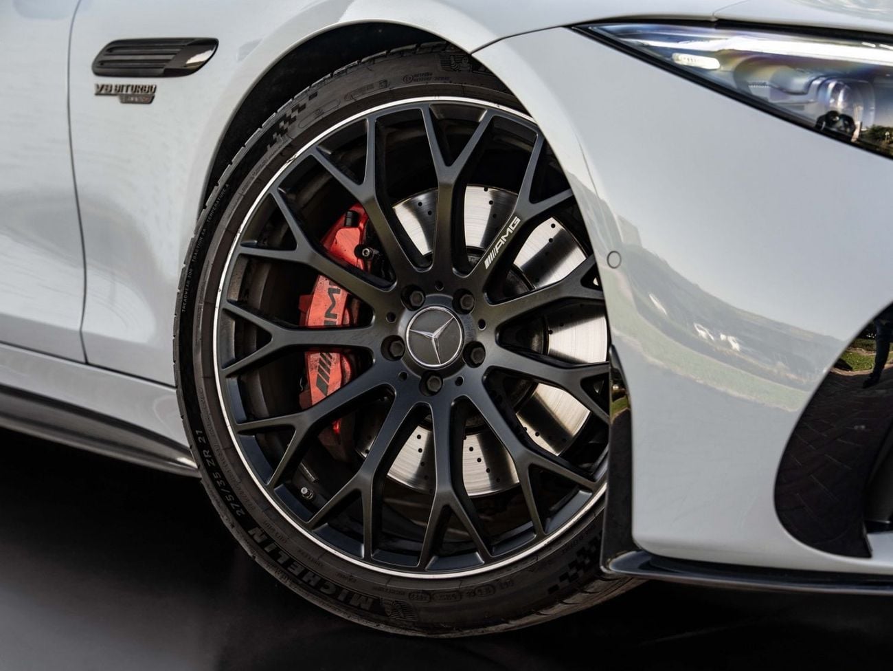 مرسيدس بنز SL 55 AMG 4MATIC+ Mercedes-Benz SL-Class 55 AMG 2022