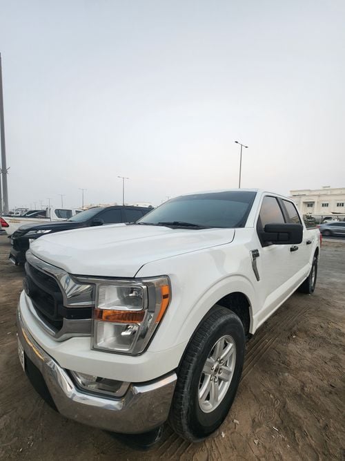 Ford F 150 XLT 3.3L V6 4×2