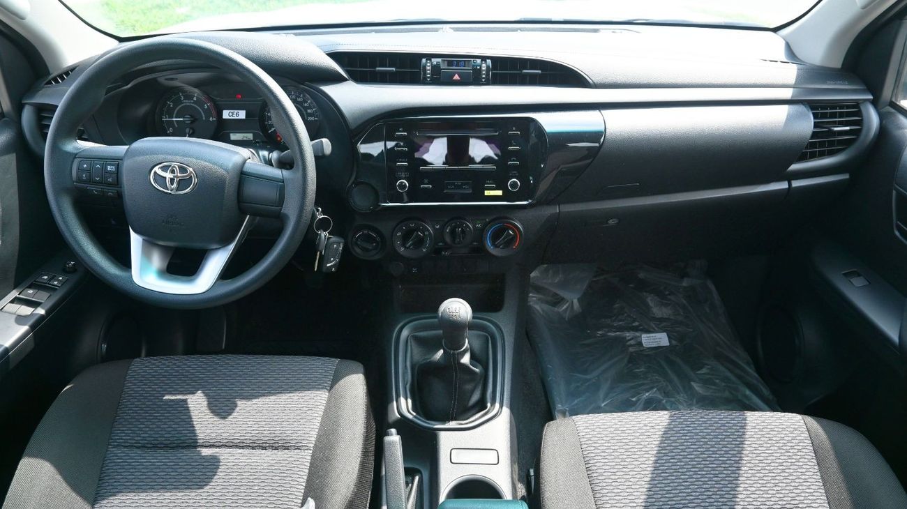 تويوتا هيلوكس Toyota Hilux 4x4  2024 2.4L Diesel Double Cab Transmission Manual Grey Outside Black inside