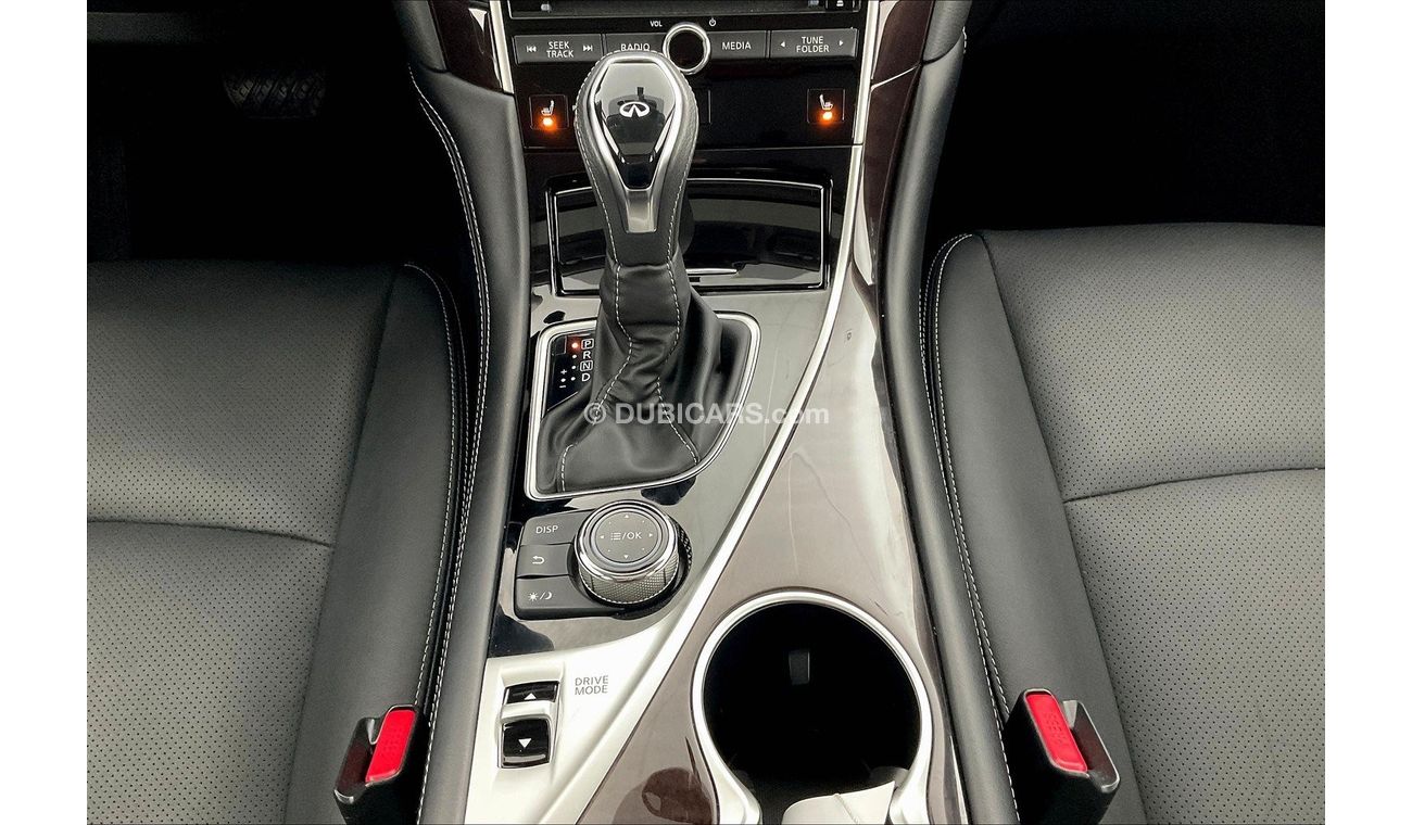 إنفينيتي Q50 Premium / Luxe