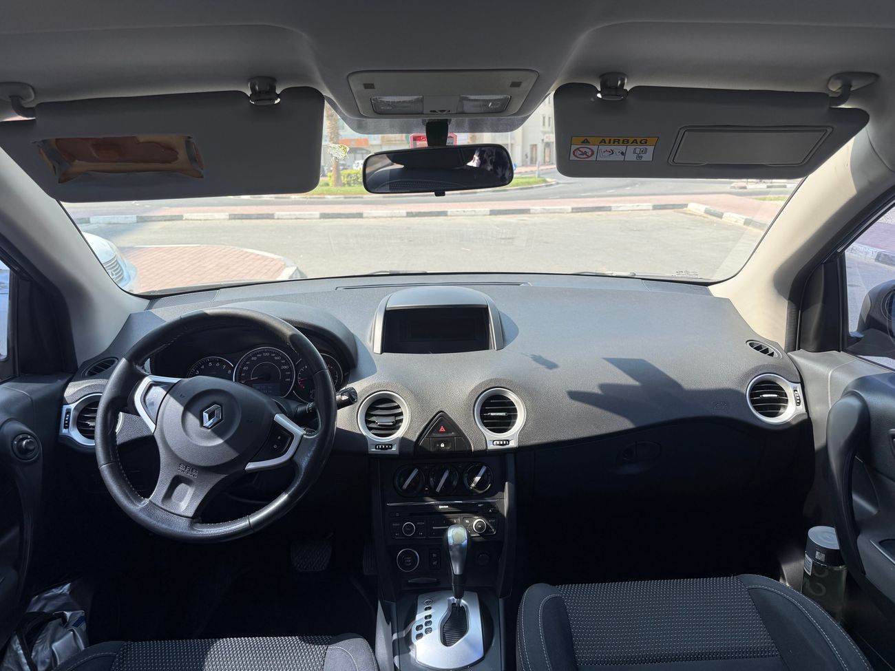 رينو كوليوس 2.5 Ltr, 4X4 (4 Wheel drive)Full comprihensive insurance just renewed.