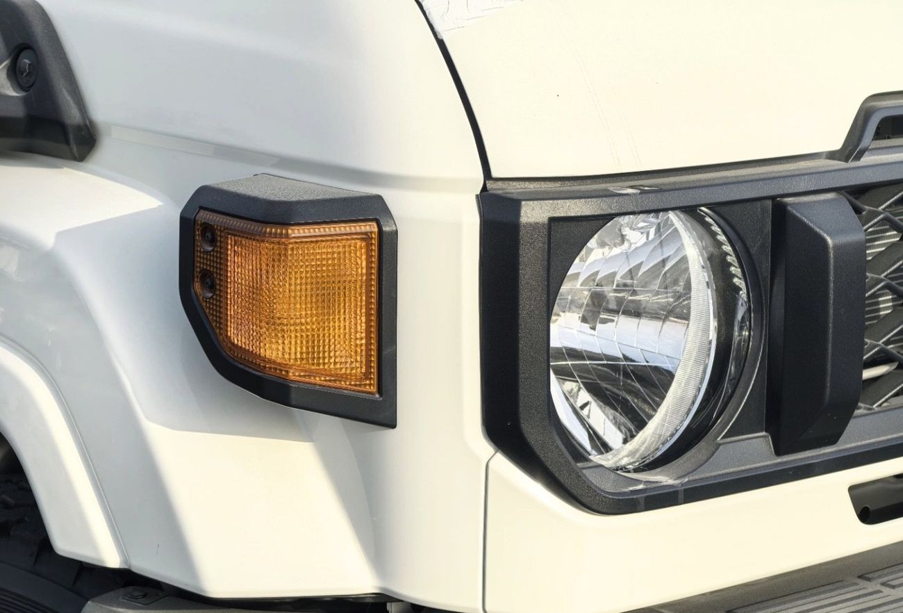 تويوتا لاند كروزر بيك آب 2025 TOYOTA LAND CRUISER 79 2.8L DIESLE MT