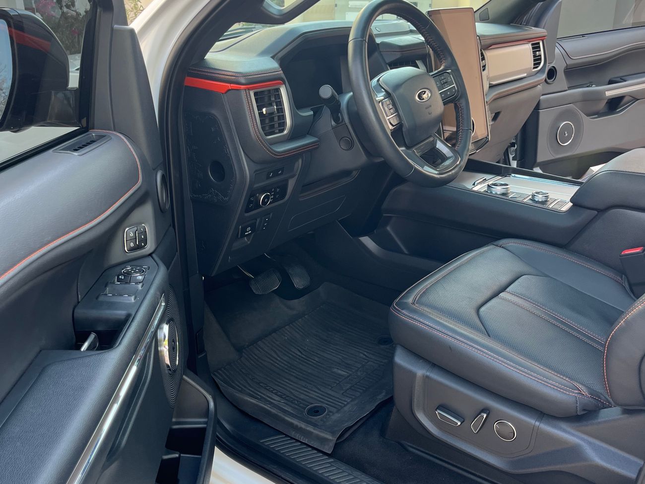 Ford Expedition Timberline | GCC | Warranty & Service Plan to 2029