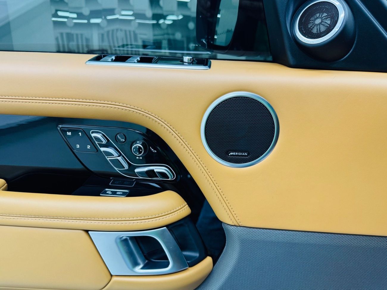 لاند روفر رينج روفر Autobiography 5.0L (510 HP)