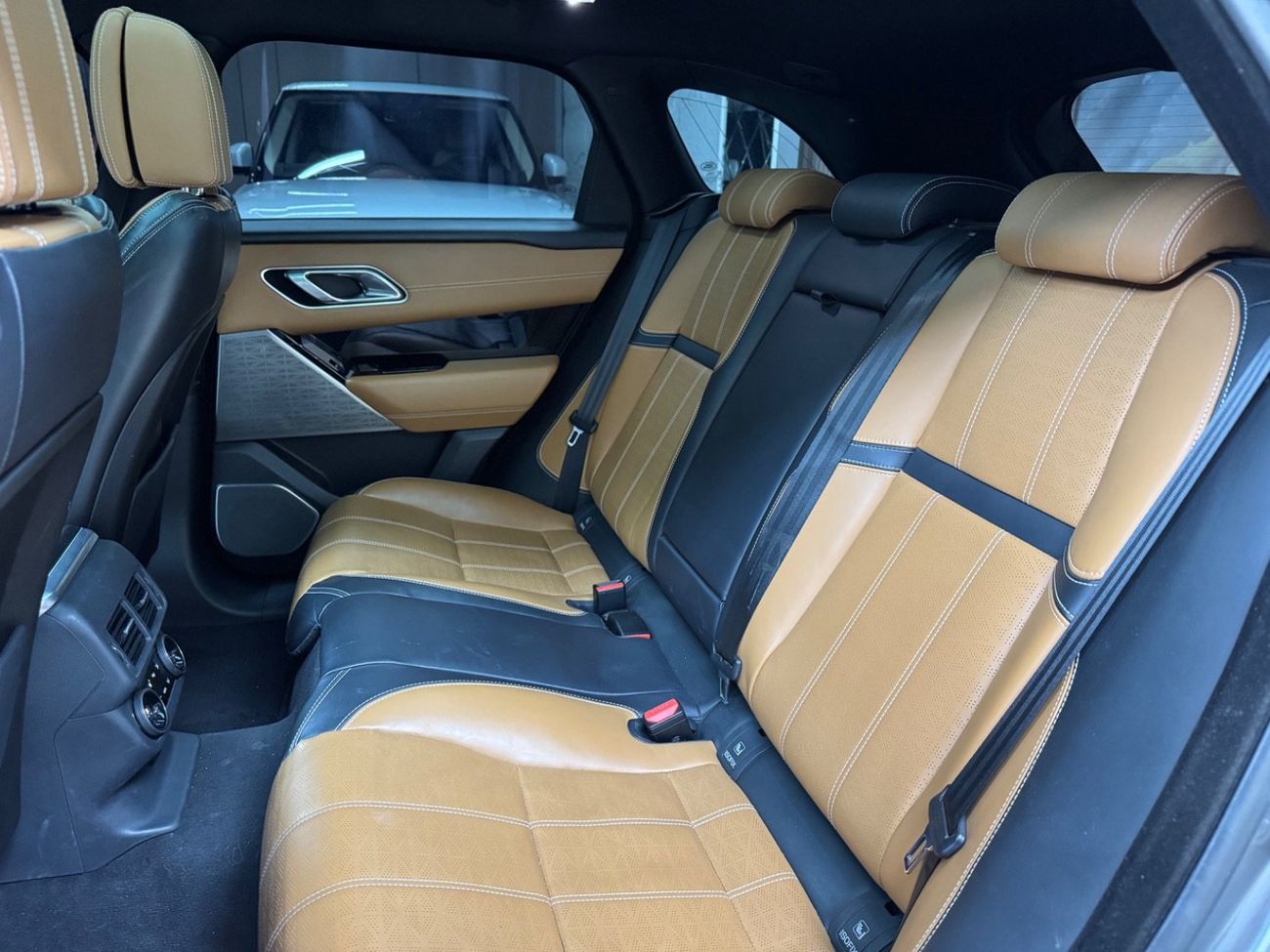 لاند روفر رينج روفر فيلار P380 R-Dynamic S 3.0L