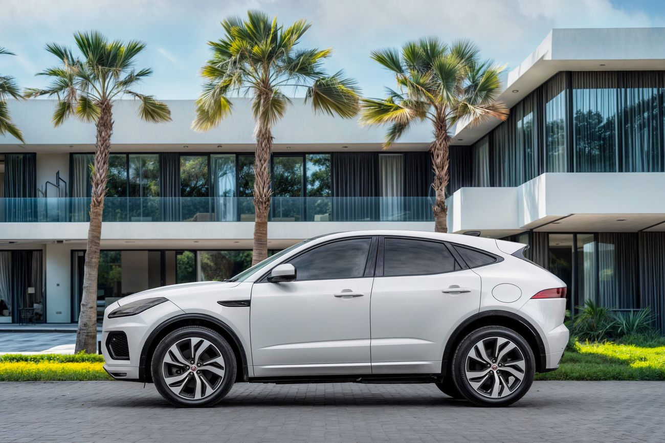 جاكوار E Pace E-Pace P300e R-Dynamic | 1,959 P.M | 0% Downpayment | JAGUAR E-PACE P300e R-DYNAMIC AWD | BRAND NEW!