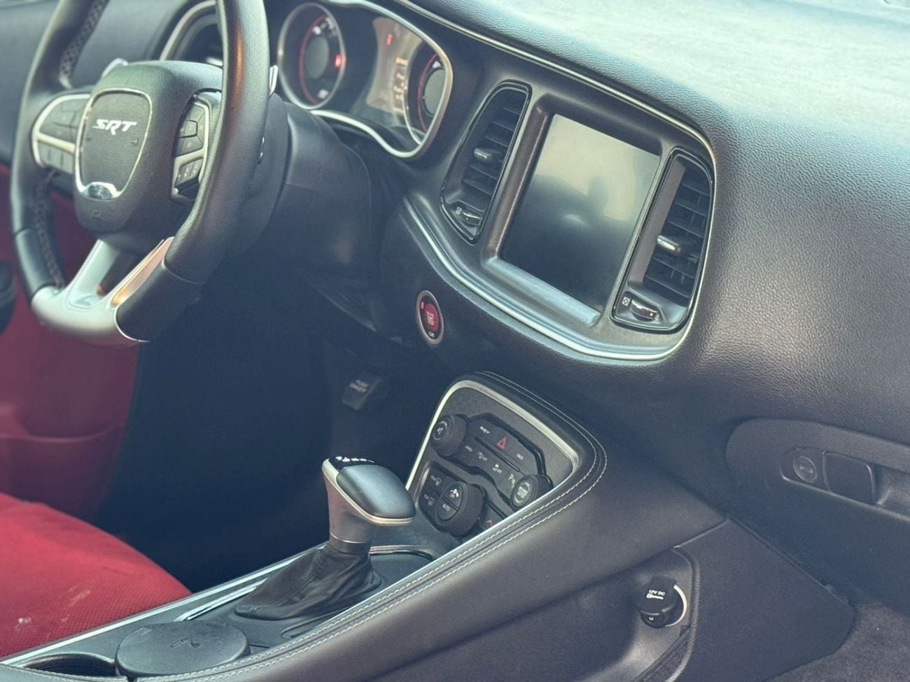 Dodge Challenger SRT8 FULL OPTION SRT 6.4L