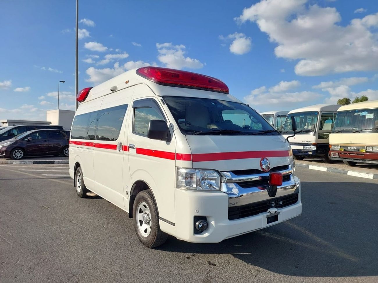 Toyota Hiace TOYOTA HIACE VAN RIGHT HAND DRIVE(PM14734)