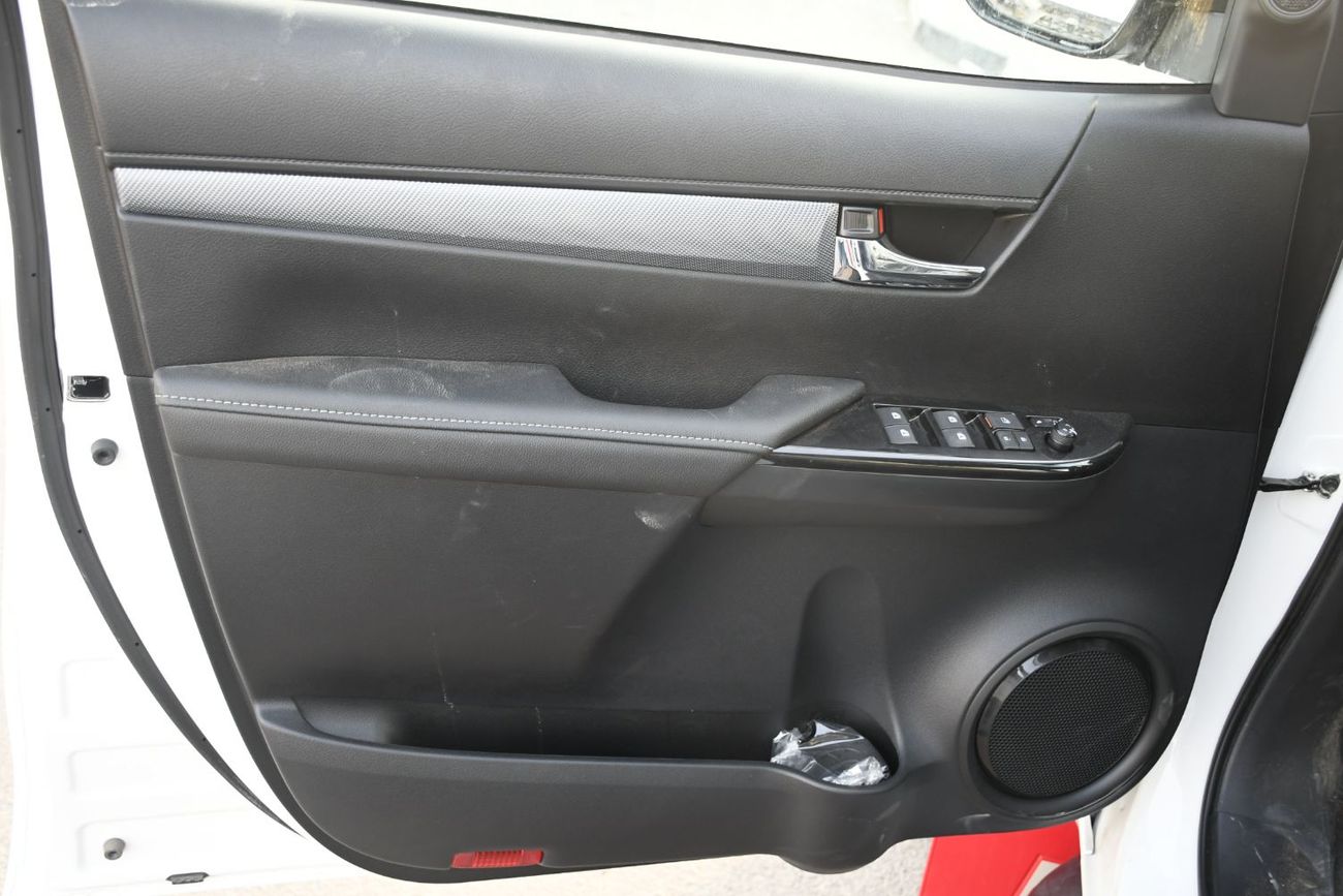 Toyota Hilux 4.0L GR Sport Rally Edition Full Option Saudi Spec ( Ready Stock)