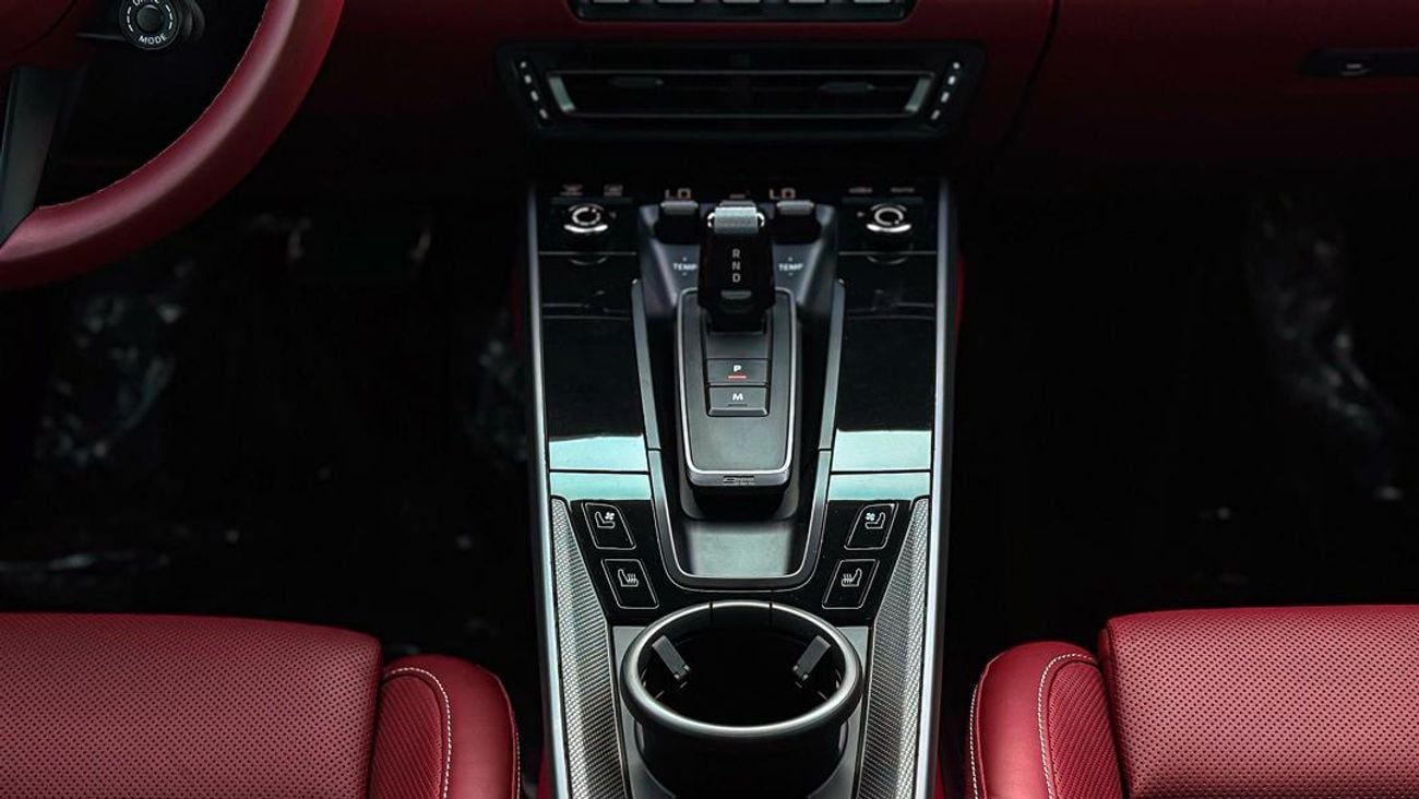 بورش 911 Carrera 3.0L (444 HP) Coupe