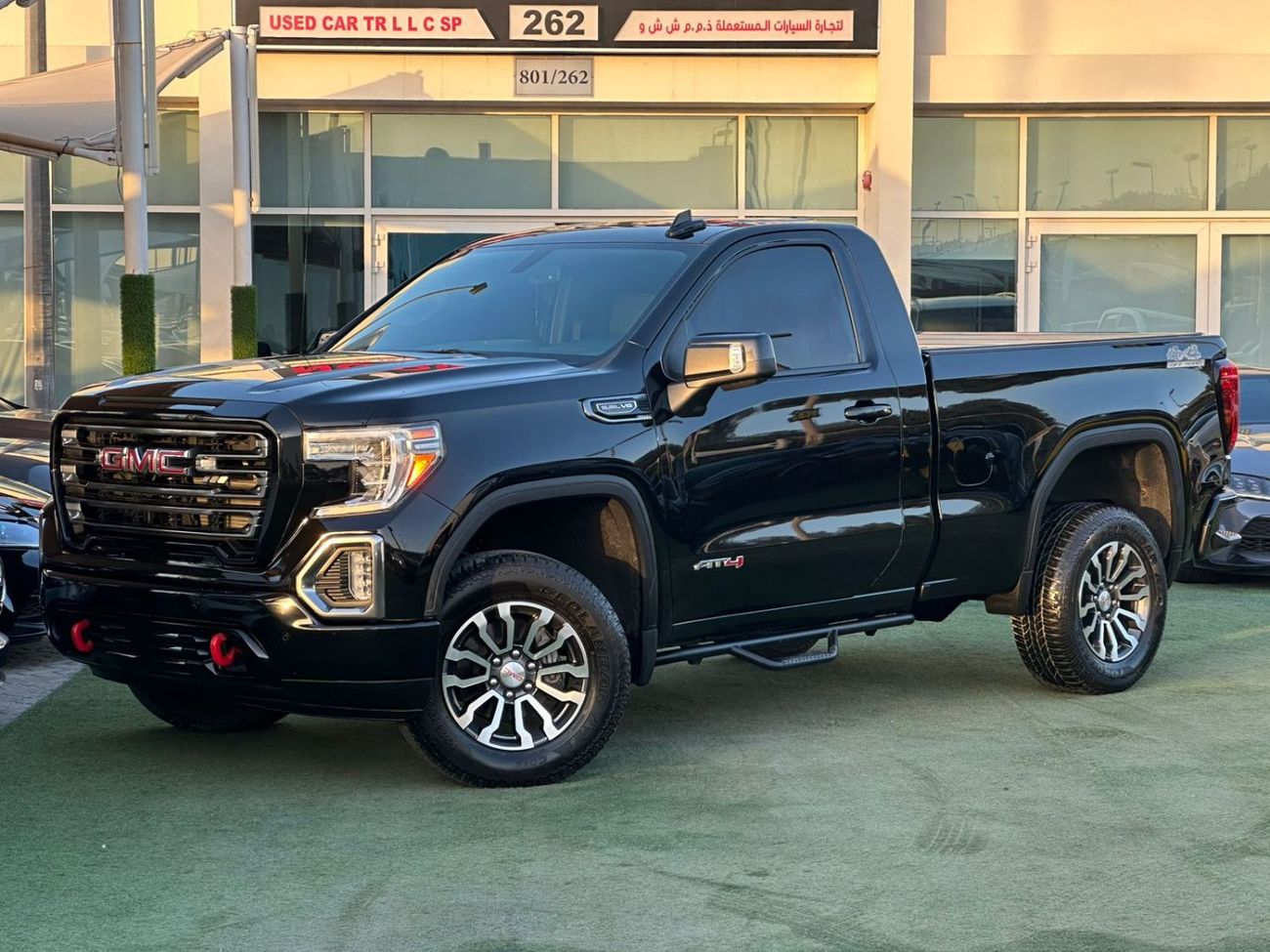 جي أم سي سييرا جي ام سي سيرا بيك اب AT4  خليجي 2021  فل ابشن صبغ وكاله بحاله ممتازه تحت الضمان