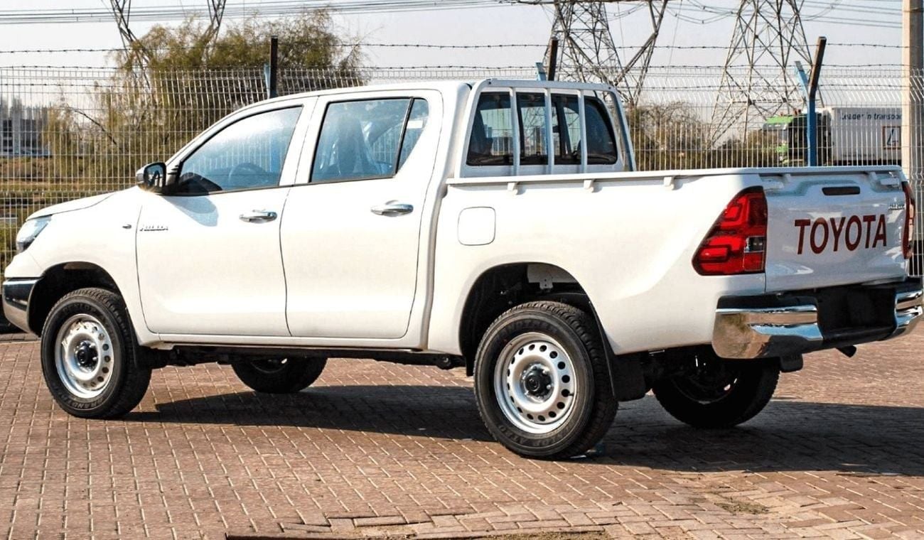 تويوتا هيلوكس GL HILUX 2.4L MT