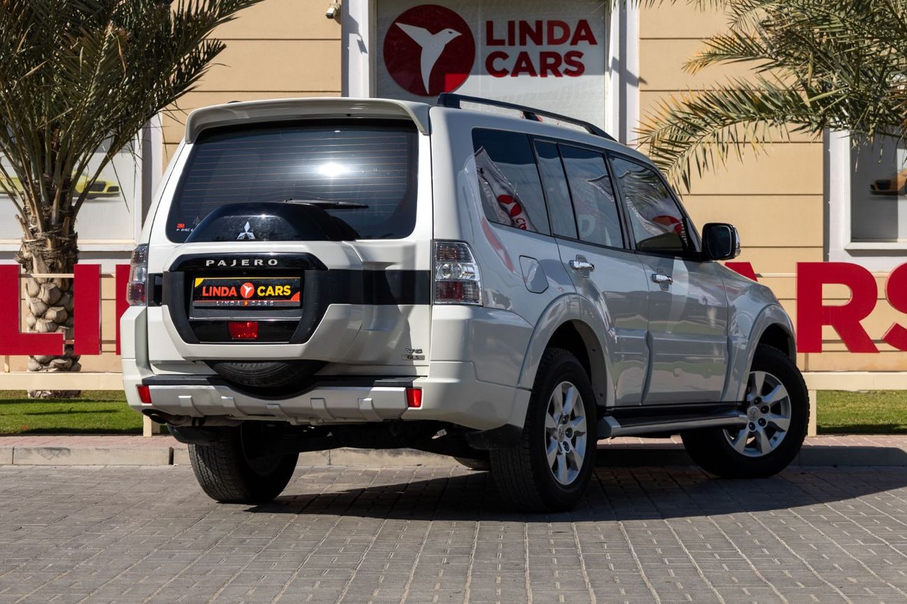 Mitsubishi Pajero GLS Base 3.5L (5 Seater)