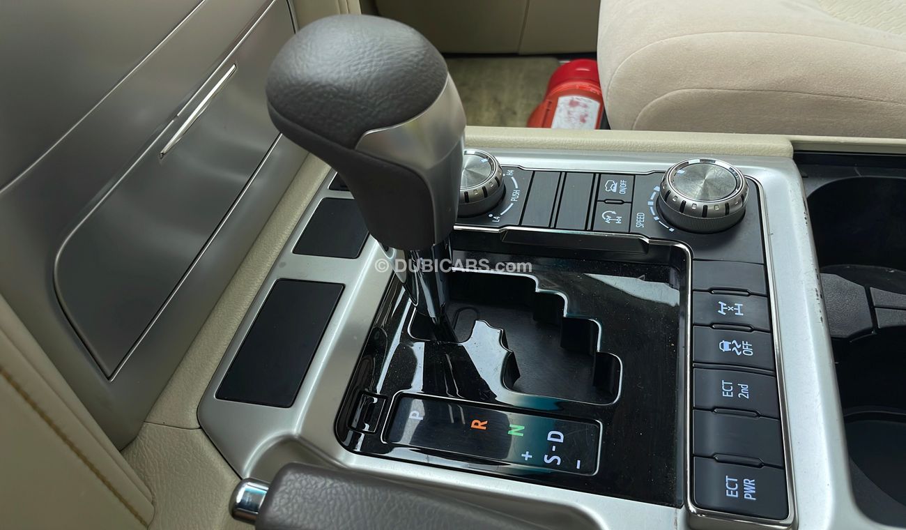 Toyota Land Cruiser GXR GT 4.6 | Under Warranty | Inspected on 150+ parameters