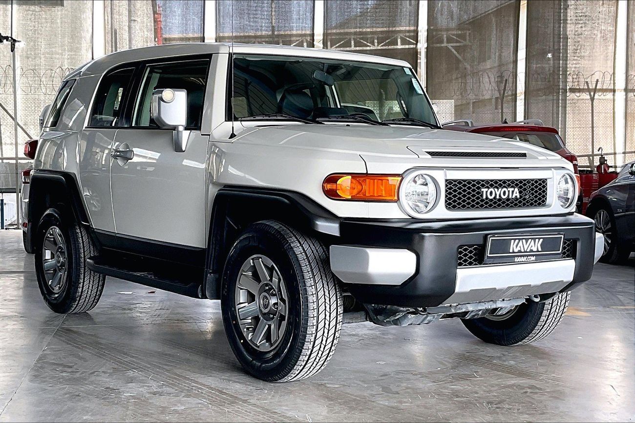 تويوتا إف جي كروزر GXR | شامل الضمان | 0 ﺪﻔﻋﺓ ﺃﻮﻟﻯ