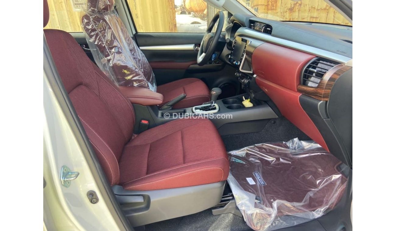 تويوتا هيلوكس TOYOTA HILUX 2.4L DSL A/T FULL OPTION 2023