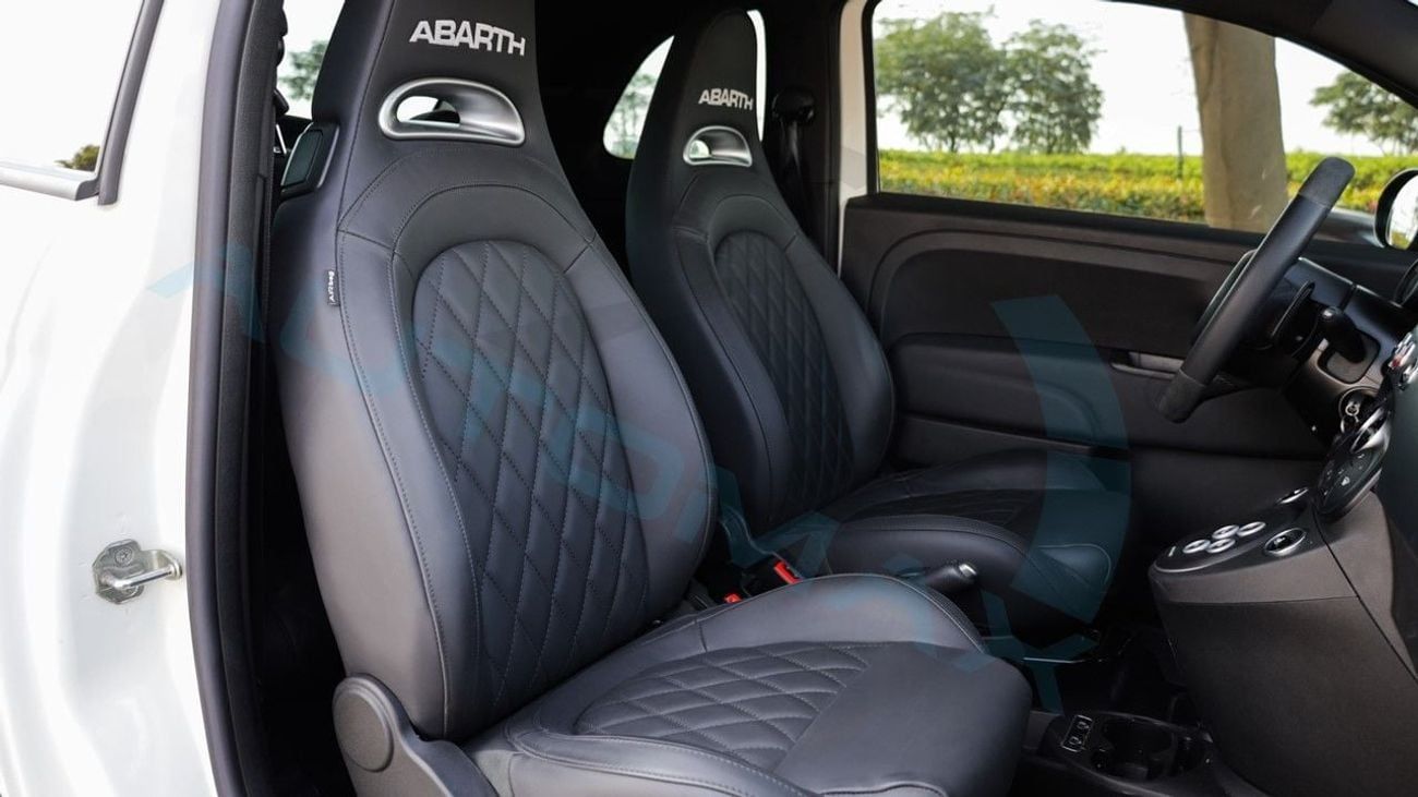 أبارث 695 Turismo 1.4T GCC 2024 8000Km With 3 Years Or 120,000 Km Warranty @ Official Dealer