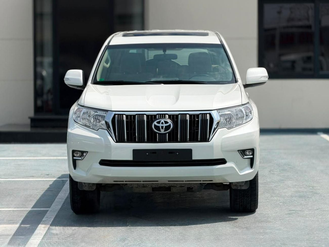 تويوتا برادو TX-L 4.0L Petrol V6 2023 Used Export Price @ 140,000 AED