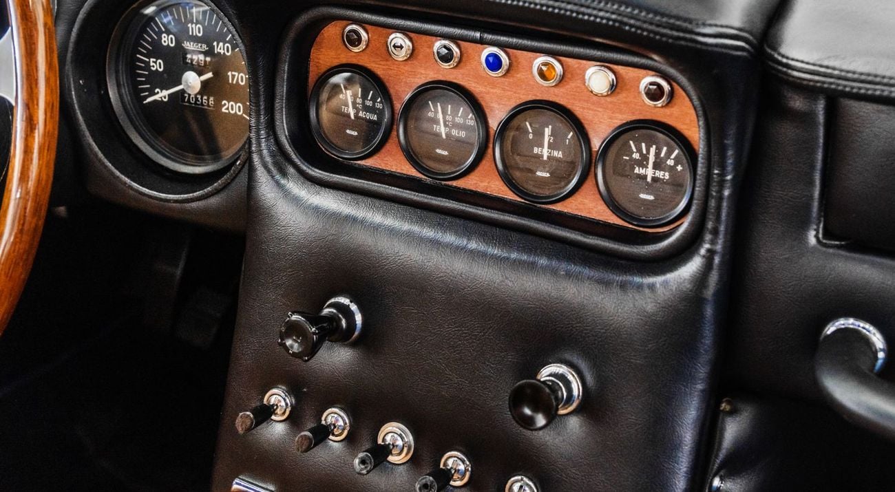 Lamborghini 400 GT 2+2