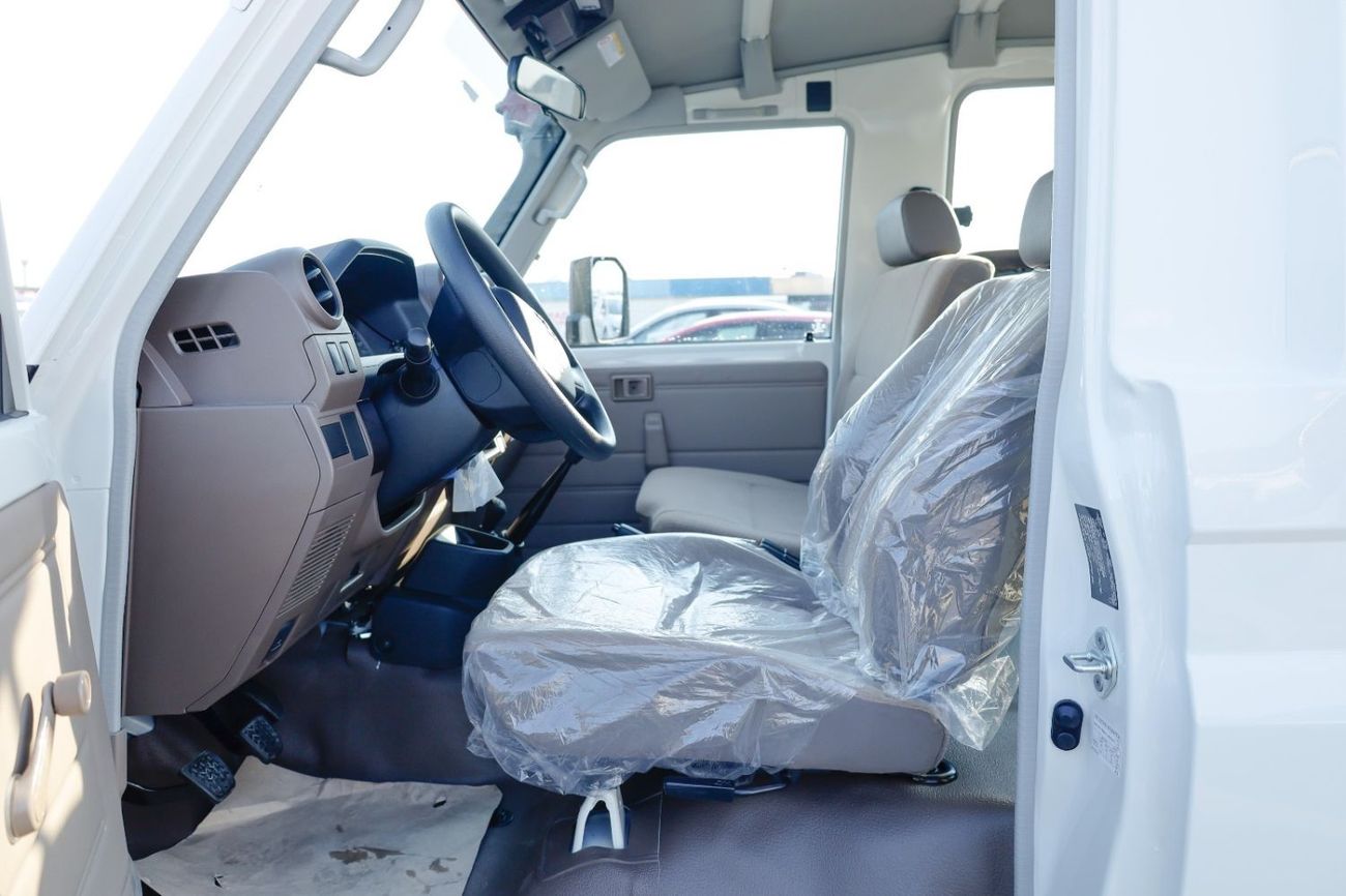 تويوتا لاند كروزر 70 Toyota HardTop LC78 4.0 MT basic 2025