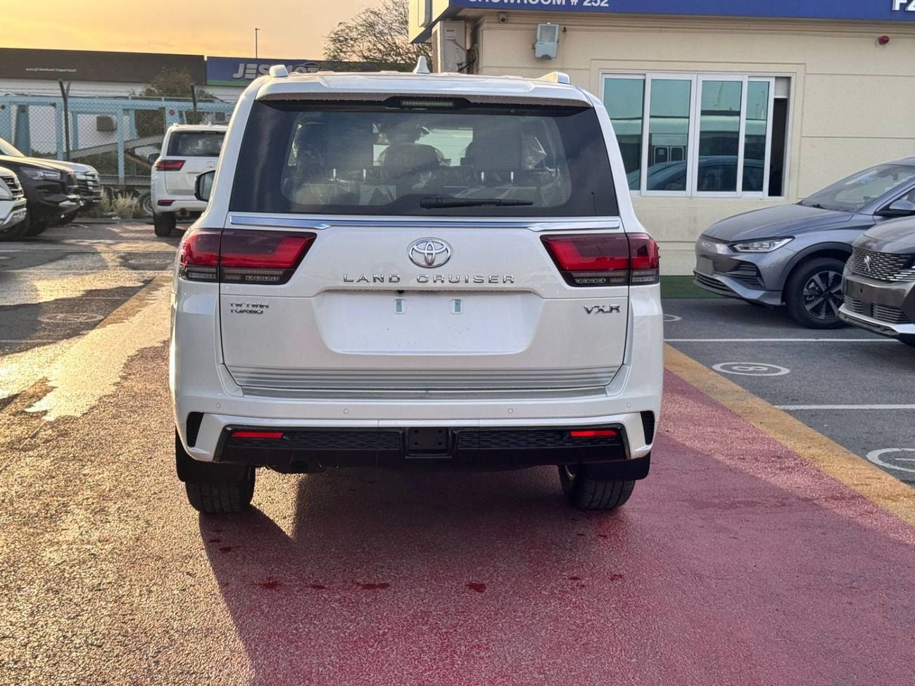 تويوتا لاند كروزر 2026 TOYOTA LAND CRUISER 300 VXR 3.3L DISEL FULL BRAND NEW 0KM