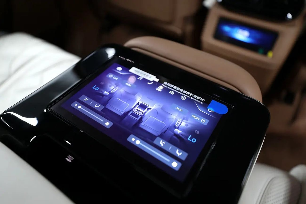 Yangwang U8 | BRAND | 2.0L Turbo | 5 Years Warranty | Ref#S0481221