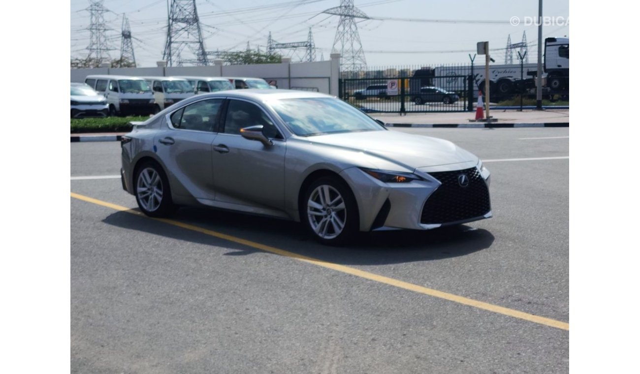 Lexus IS300 Lexus IS 300 AWD 3.5L V6 PTR A/T // 2022 // FULL OPTION WITH 360 CAMERA