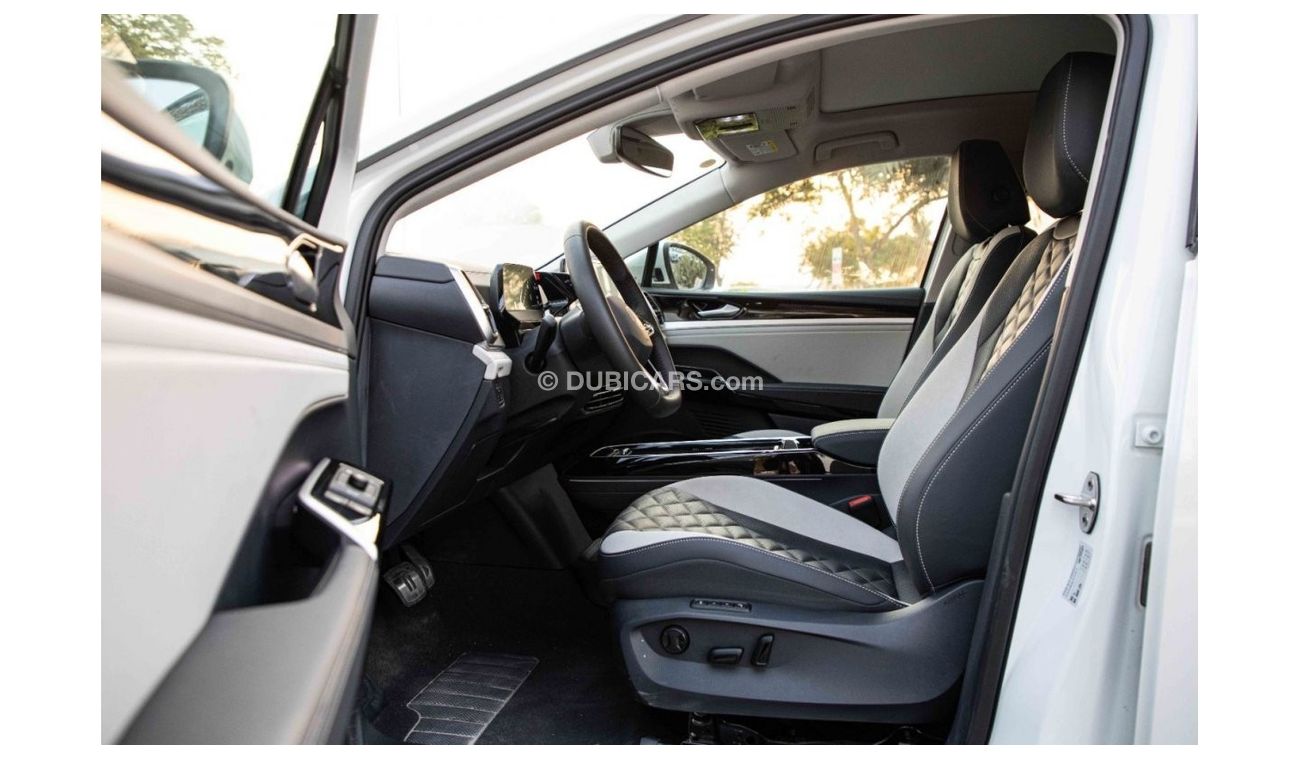 Volkswagen ID.6 2022 Volkswagen ID6 Litepro 20" FP W/o HUD + 360CAM 7ST E AT - White inside black