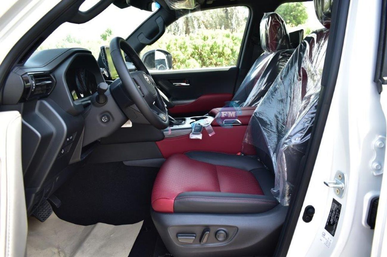 تويوتا لاند كروزر 300 GR Sport V6 3.3L Diesel Automatic