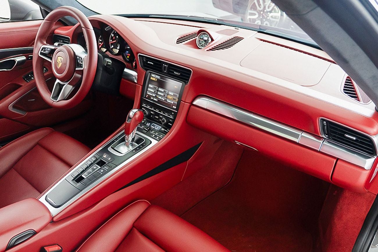 بورش 911 Turbo 3.8L (520 HP) Coupe