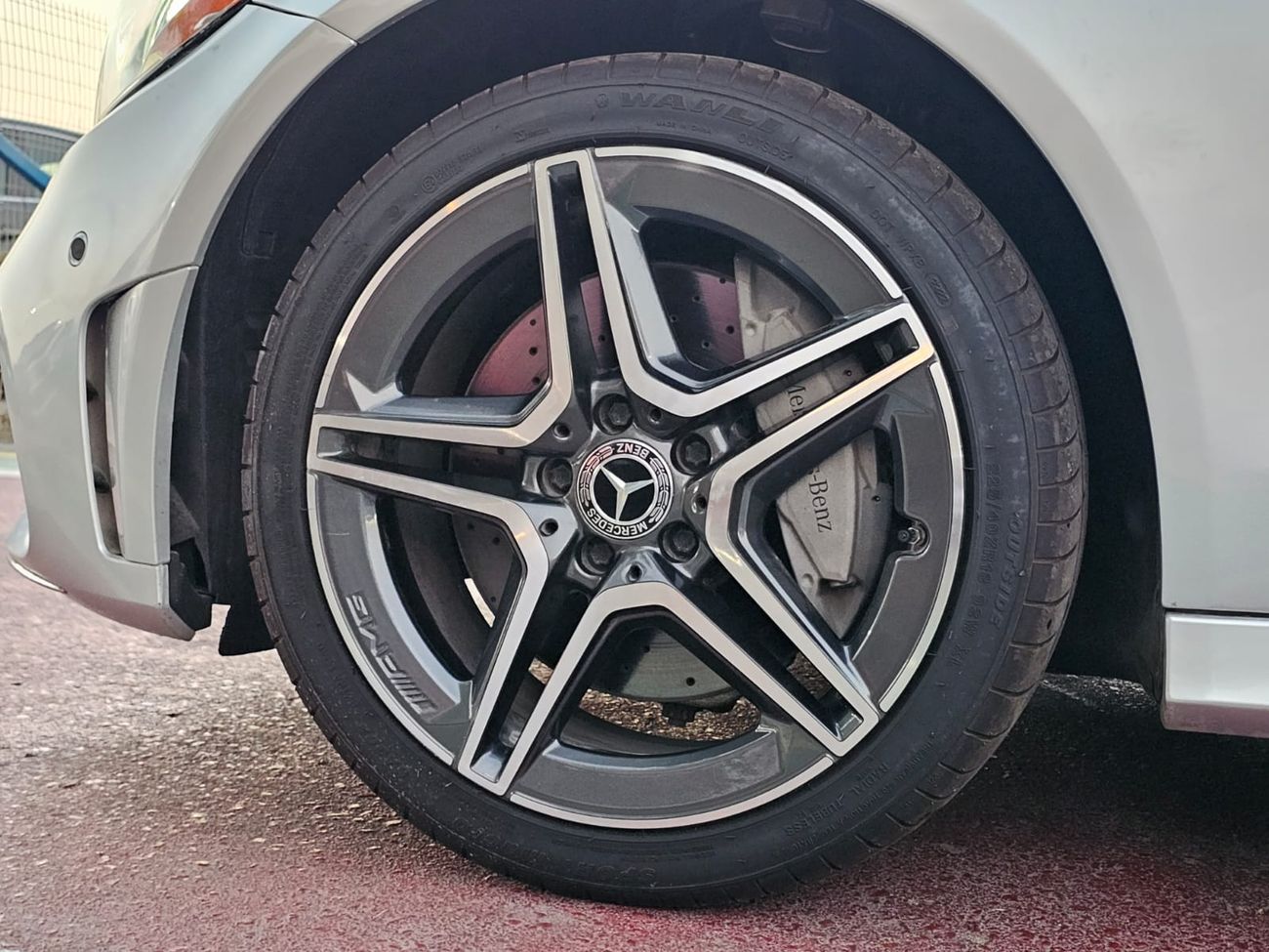 مرسيدس بنز C 300 كوبيه /ECO TUBO V4/ COUPE/ MOON ROOF/ 1343 MONTHLY/ LOT#806911