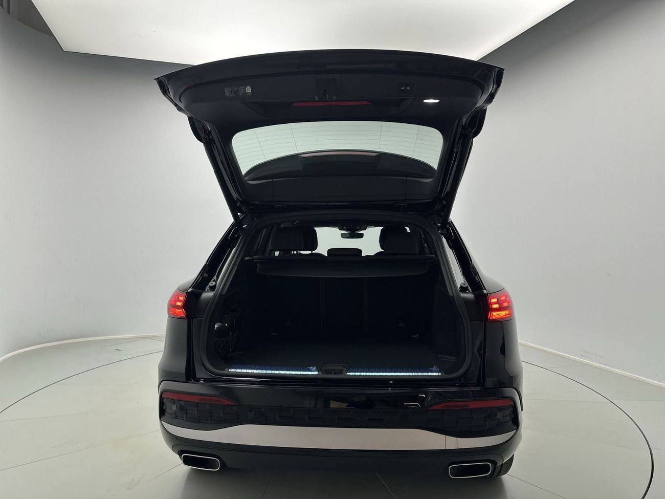 أودي Q5 45 TFSI Quattro 2.0L Q5 SUV TFSI quattro 204hp (Ref# 29262) - EXCLUSIVE OFFER