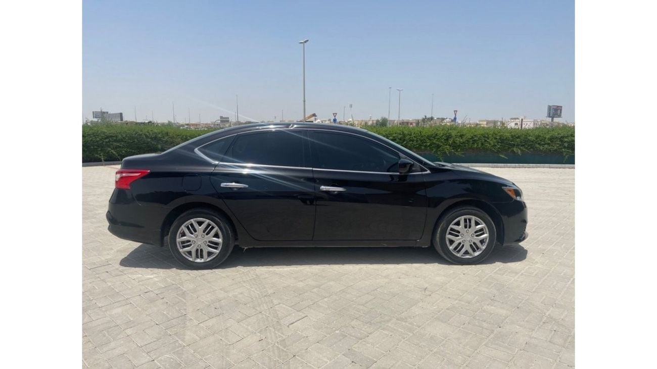 Nissan Sentra Nissan Sentra 2019  L 4 vin: 3N1AB7AP6KY392397( UAS_ SPEC) VERY GOOD CONDITION