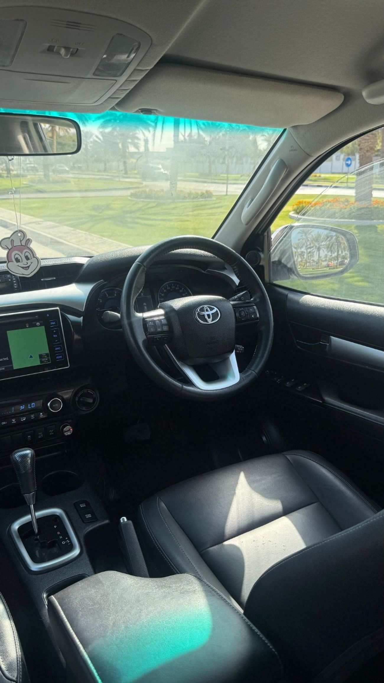 تويوتا هيلوكس SR5 Export from Australia